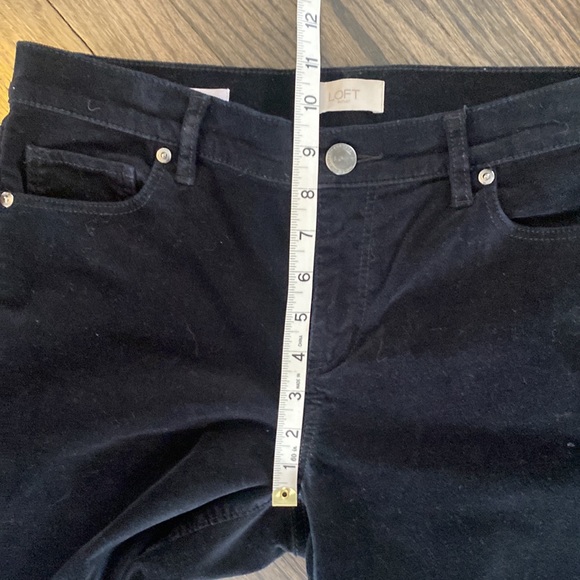 LOFT Black Skinny Pants - Picture 3 of 8